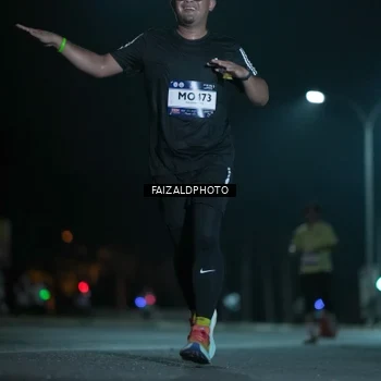 Runner Photo 7874739