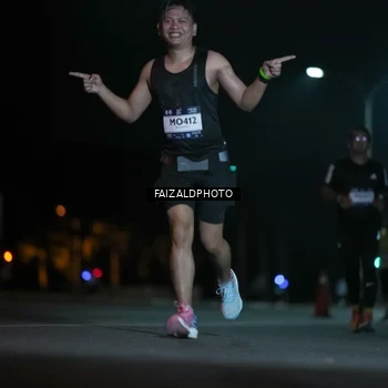 Runner Photo 7874751