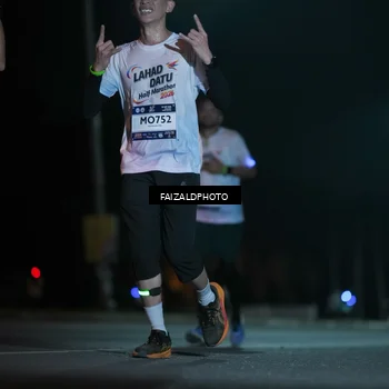 Runner Photo 7874757