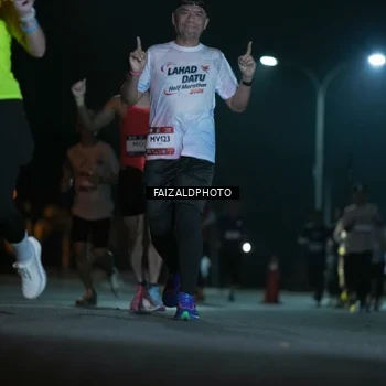 Runner Photo 7874776