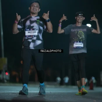 Runner Photo 7874790