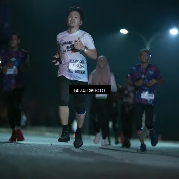 Runner Photo 7874804