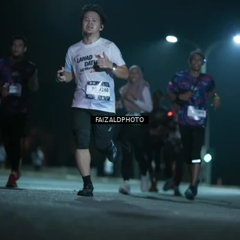 Runner Photo 7874808