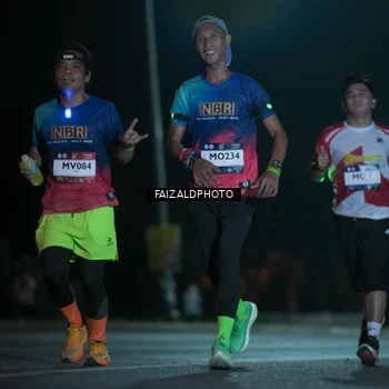 Runner Photo 7874812
