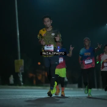 Runner Photo 7874820