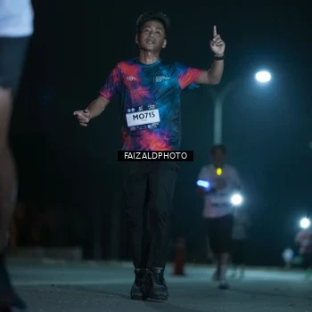 Runner Photo 7874848
