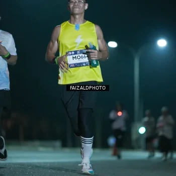 Runner Photo 7874867