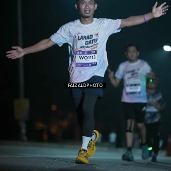 Runner Photo 7874889