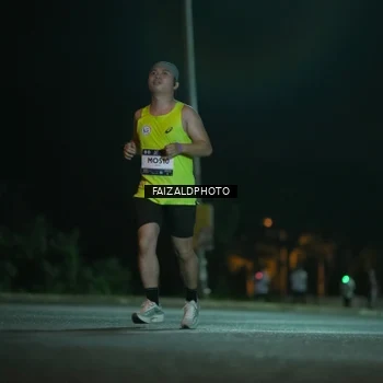 Runner Photo 7874903