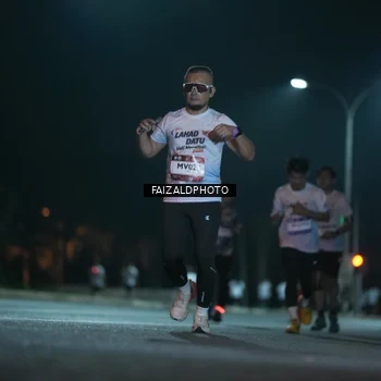 Runner Photo 7874905