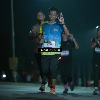 Runner Photo 7874930