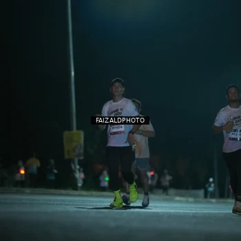 Runner Photo 7874934