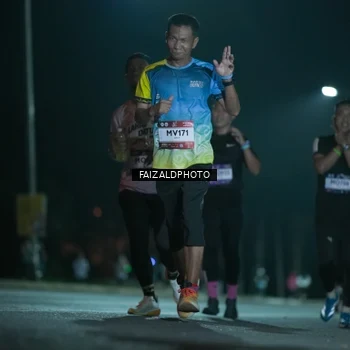 Runner Photo 7874936