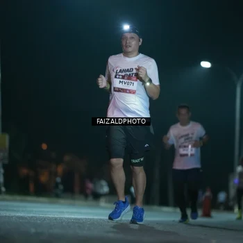 Runner Photo 7874943