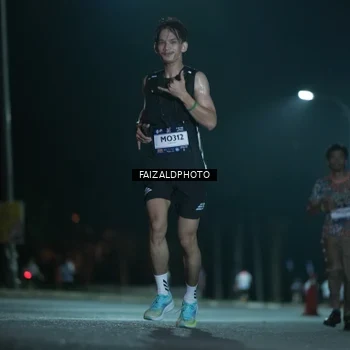 Runner Photo 7874960