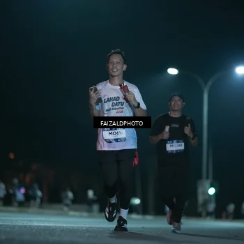 Runner Photo 7874973
