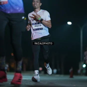 Runner Photo 7874981