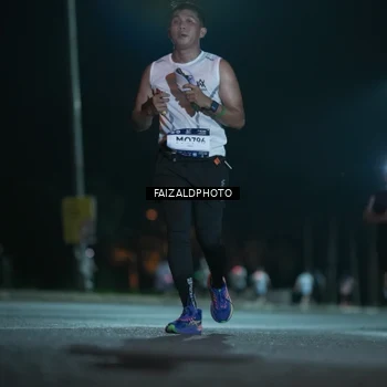 Runner Photo 7874998