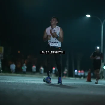 Runner Photo 7875001