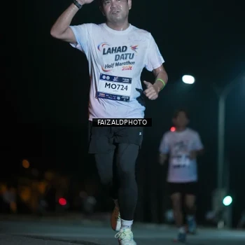Runner Photo 7875028