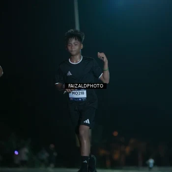 Runner Photo 7875040