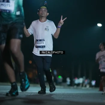 Runner Photo 7875049