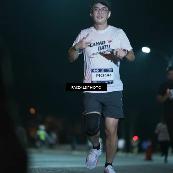Runner Photo 7875061