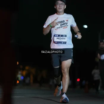 Runner Photo 7875064