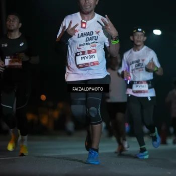 Runner Photo 7875067