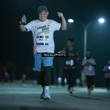 Runner Photo 7875082