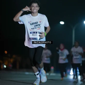 Runner Photo 7875110