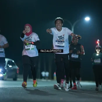 Runner Photo 7875113
