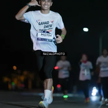 Runner Photo 7875114
