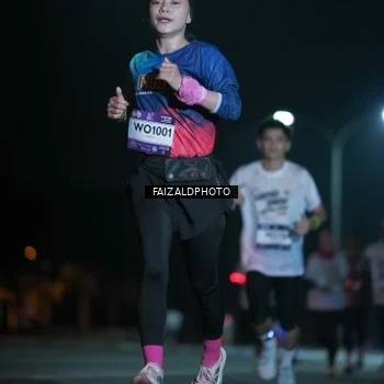 Runner Photo 7875115