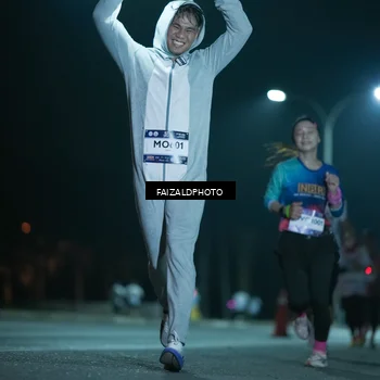 Runner Photo 7875117