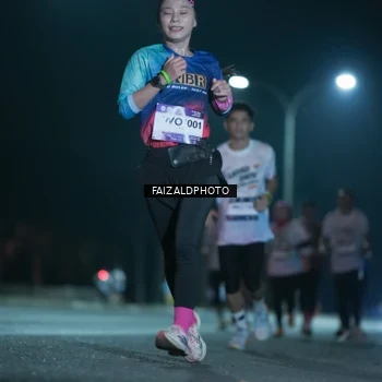 Runner Photo 7875123