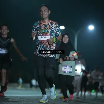 Runner Photo 7875125