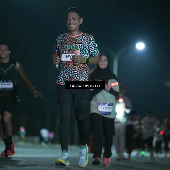 Runner Photo 7875131