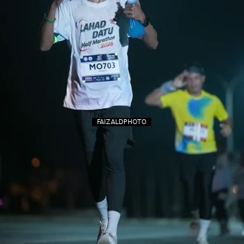 Runner Photo 7875134