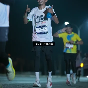 Runner Photo 7875138