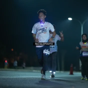 Runner Photo 7875139