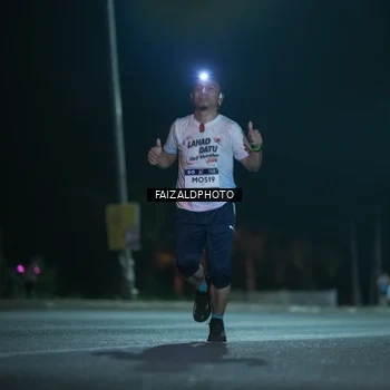 Runner Photo 7875148