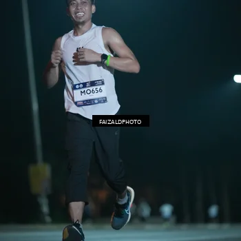 Runner Photo 7875159