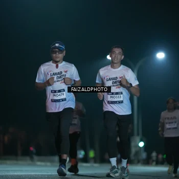 Runner Photo 7875169