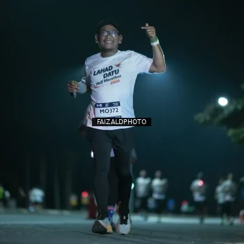 Runner Photo 7875180