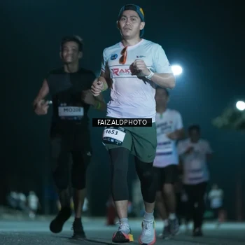 Runner Photo 7875187