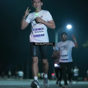 Runner Photo 7875192