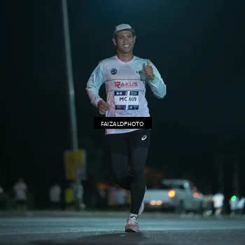 Runner Photo 7875202