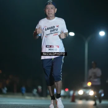 Runner Photo 7875216