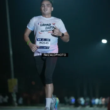 Runner Photo 7875224